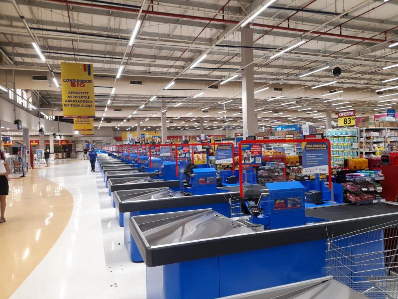 Checkouts - BIG Hipermercado